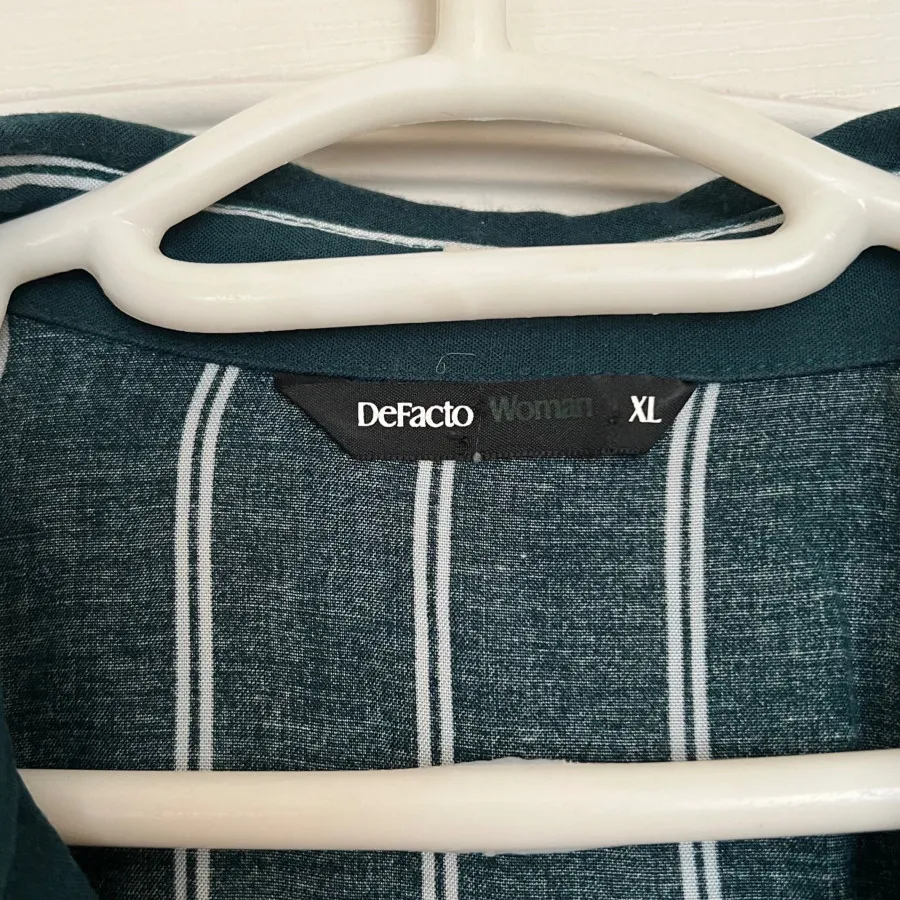 شومیز برند دیفکتو