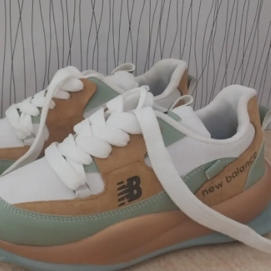 کفش نیوبالانس
