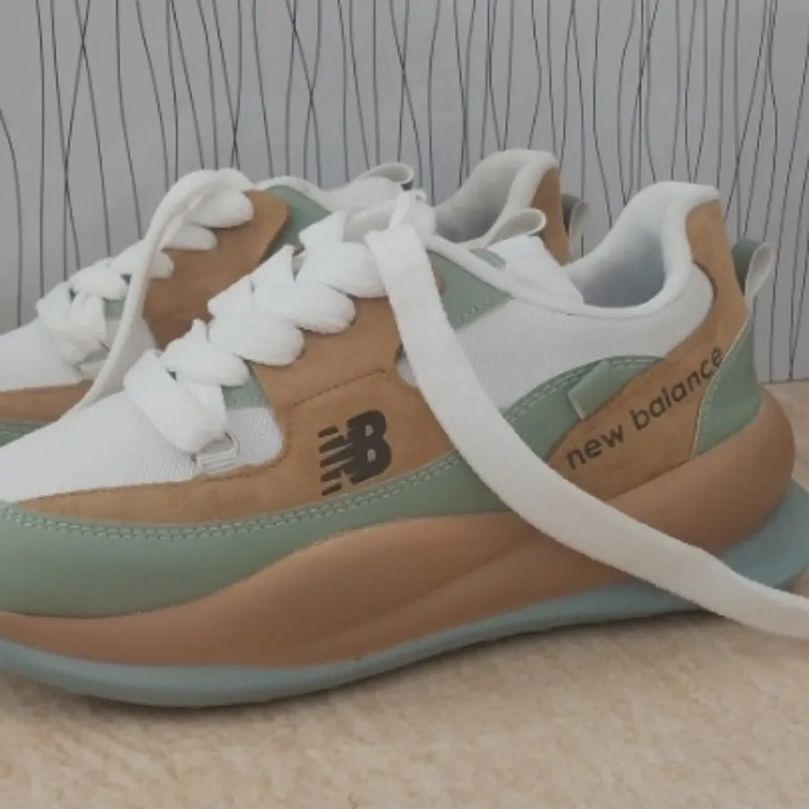 کفش نیوبالانس