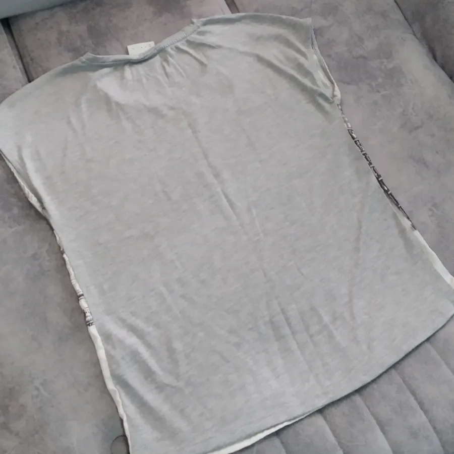 تیشرت زنانه تُرک