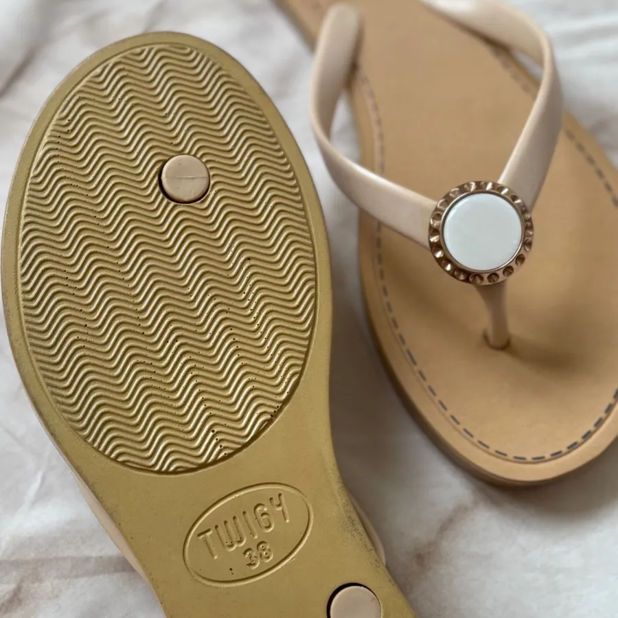 صندل لاانگشتی