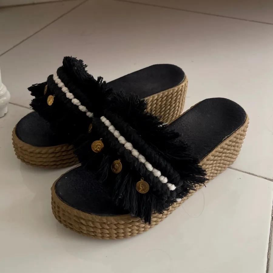 صندل لژ دار