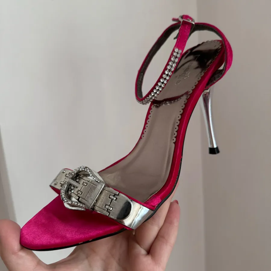 کفش پاشنه 10 سانت