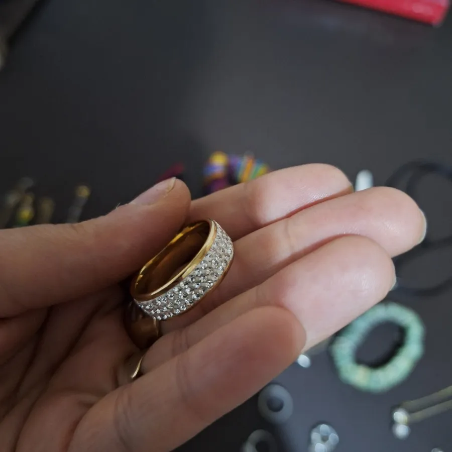 مقداری بدلیجات