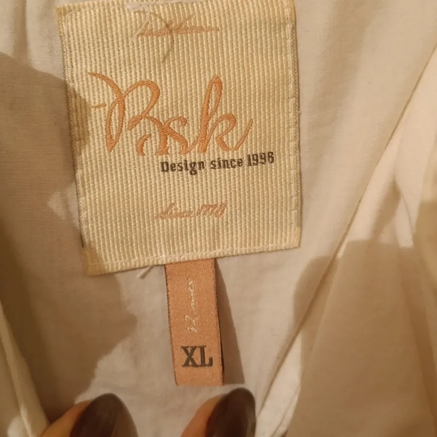 پیراهن سفید