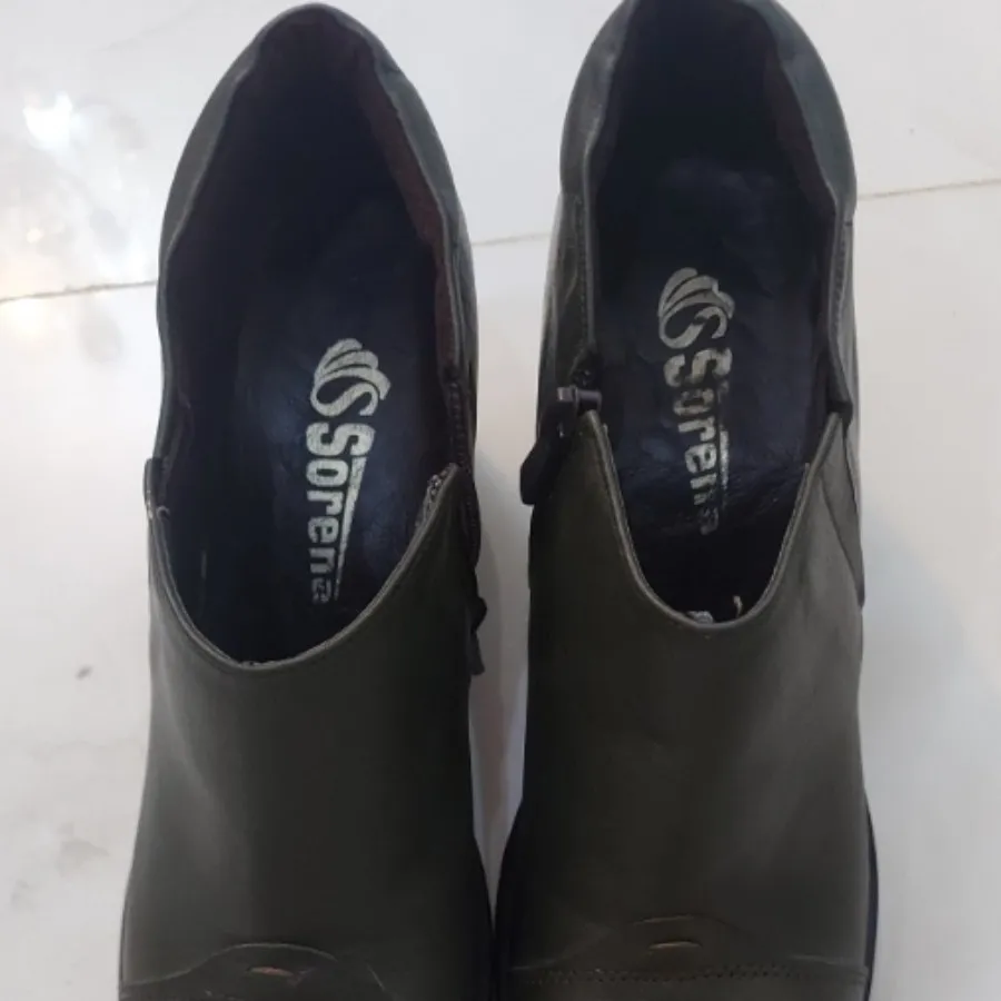 کفش جلو بسته