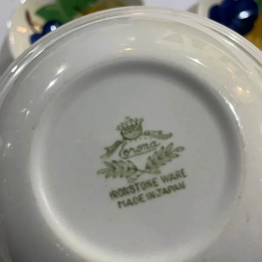 ظروف قدیمی ژاپنی