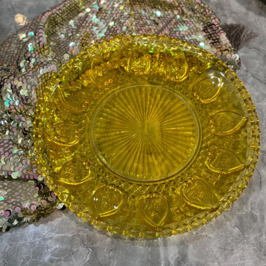 دیس شیرینی و‌میوه خوری