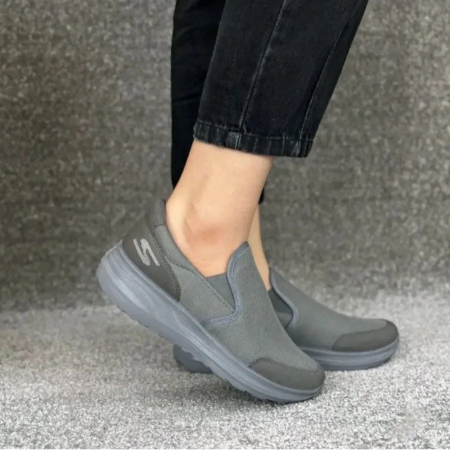 اسکیچرز جوابی