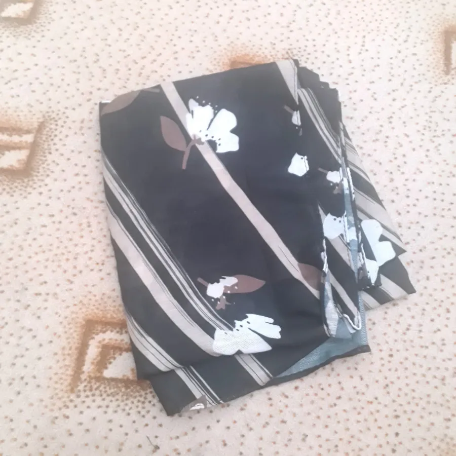 شال دخترانه و زنانه