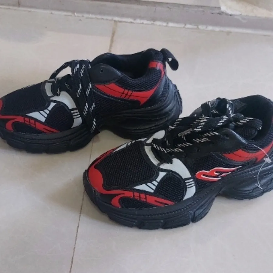 کتونی اسپرت