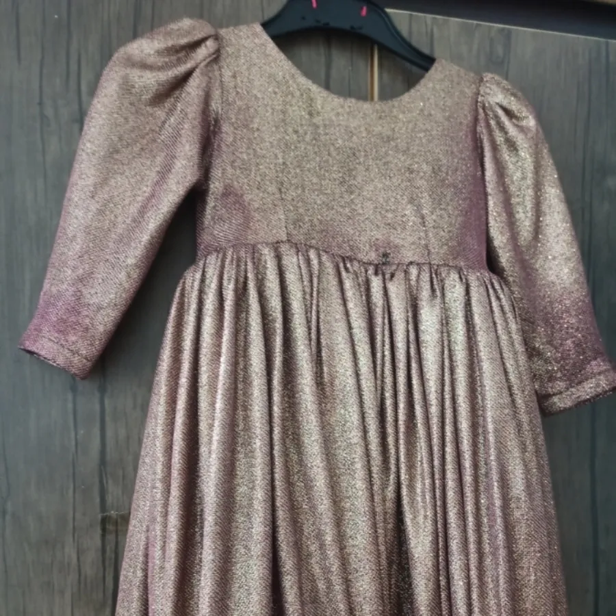 لباس دخترانه