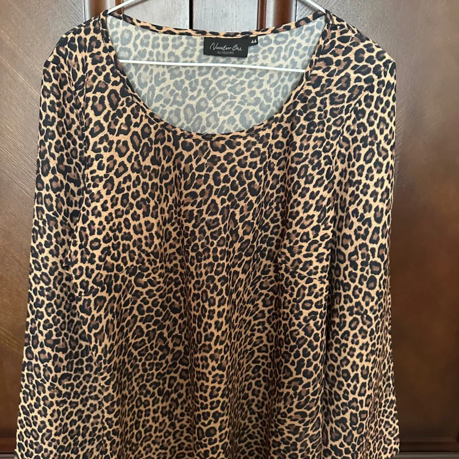 شومیز پلنگی سایز 44