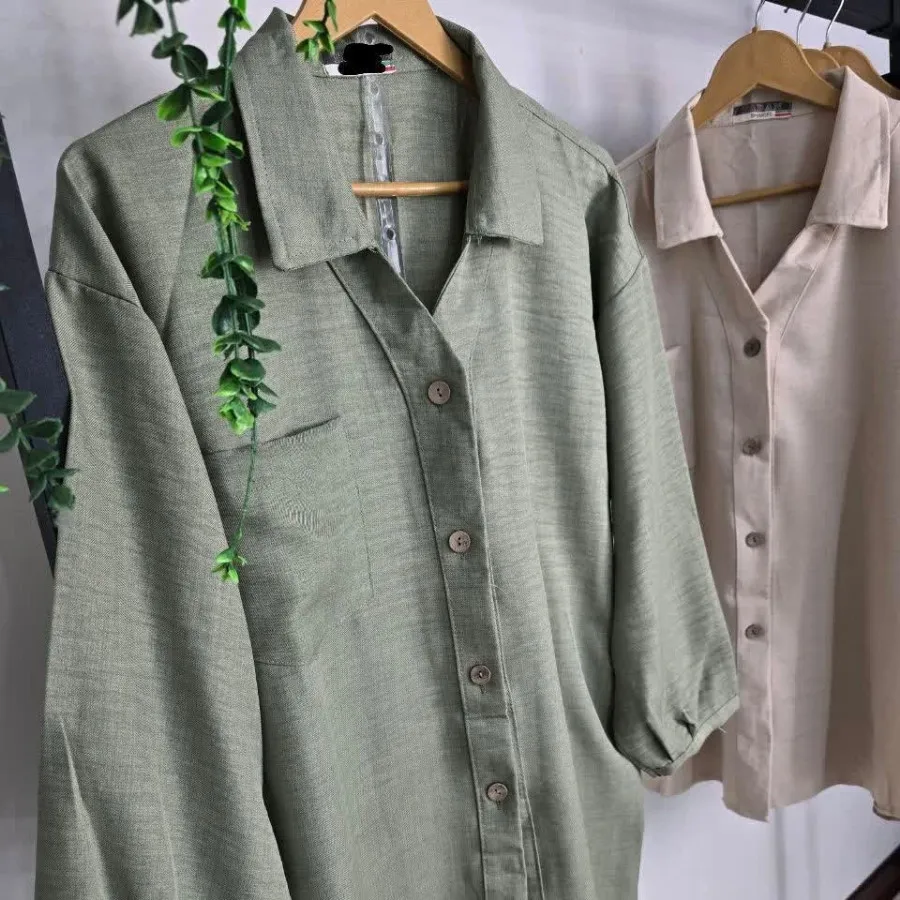 شومیز دکمه چوبی