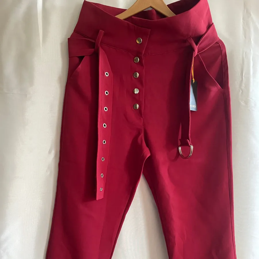 شلوار کرپ زرشکی