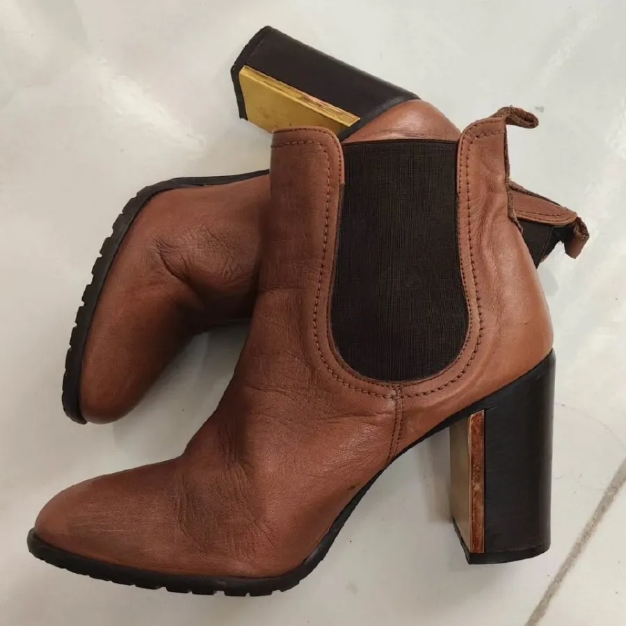 نیم بوت زنانه