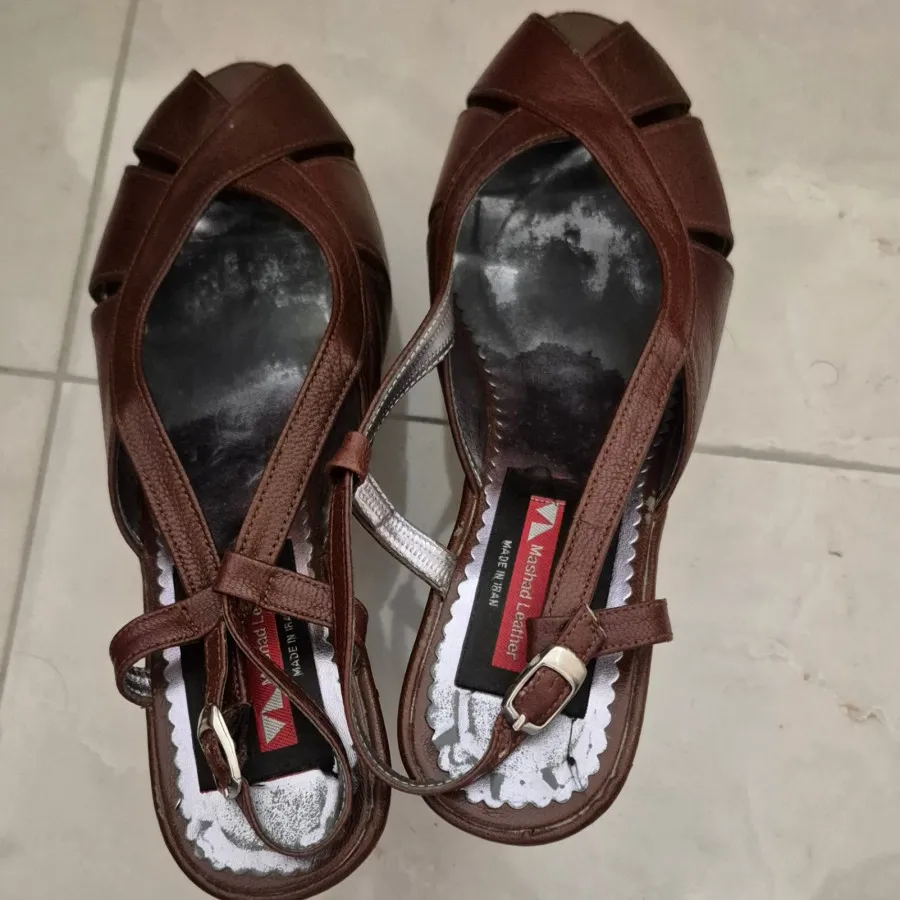 صندل چرم مشهد سایز 40