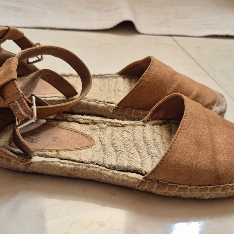 کفش اچ اند ام h&m