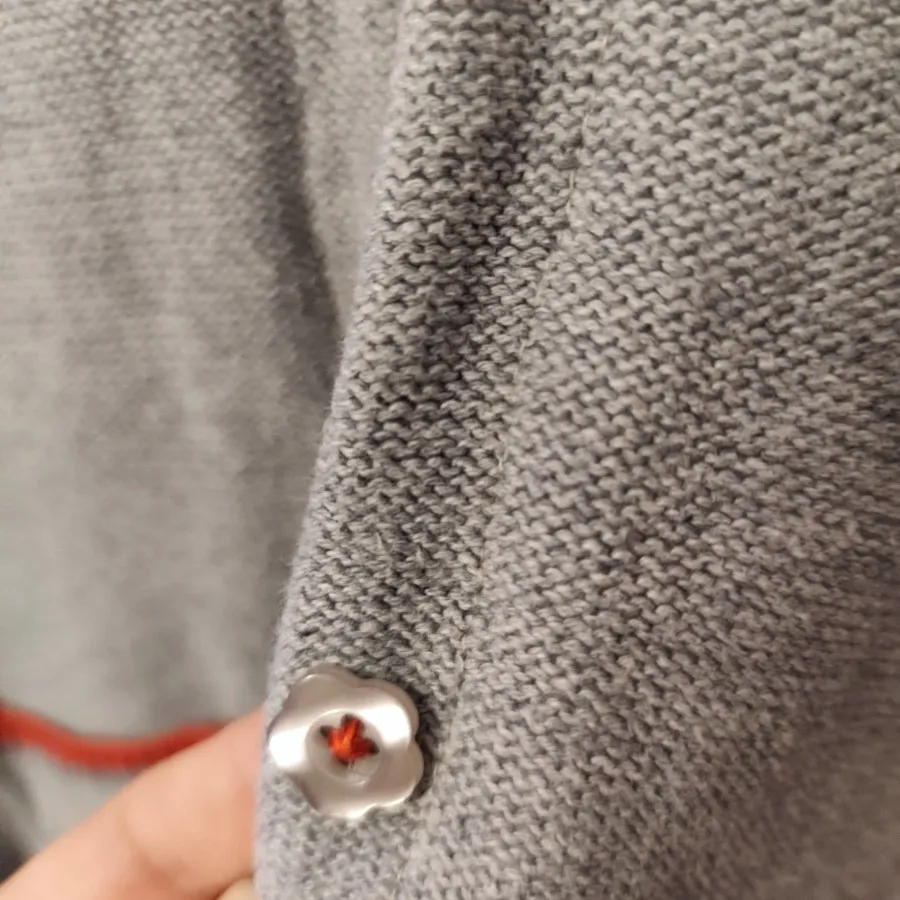 ژاکت بافتنی