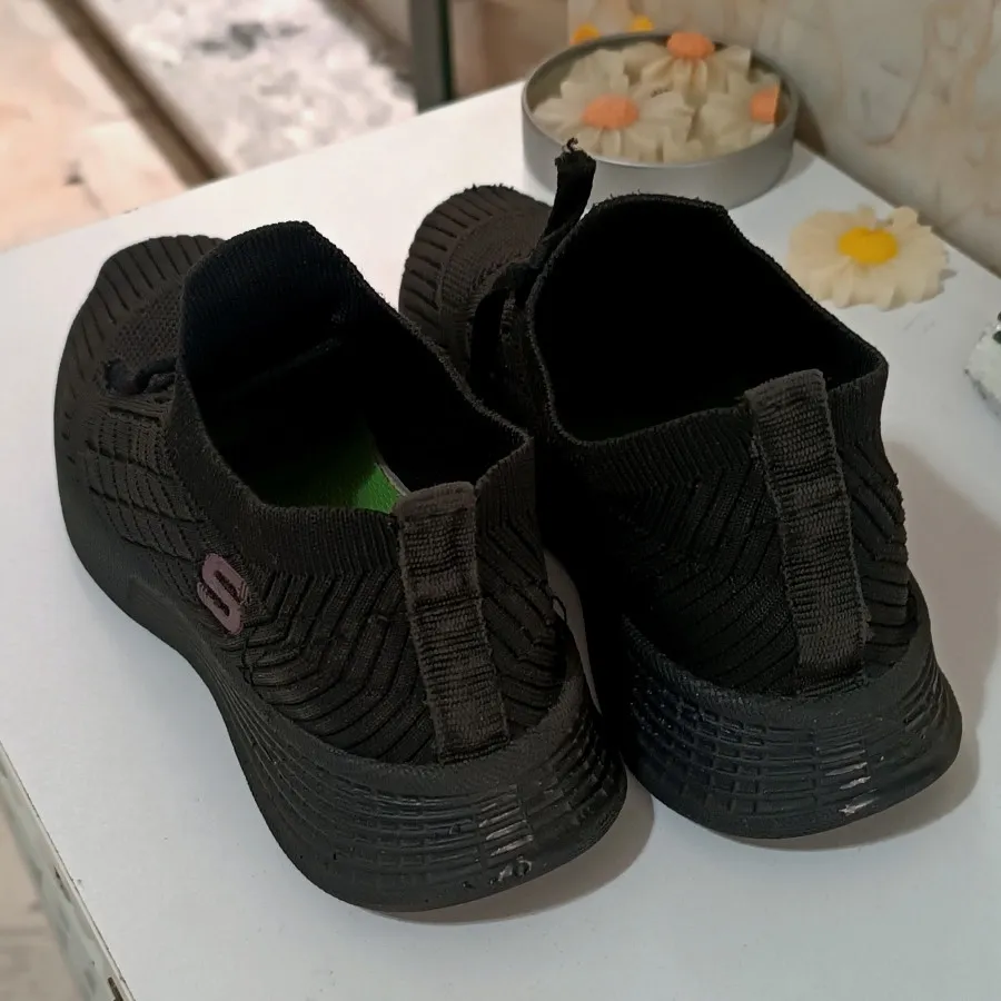 کفش کتونی جورابی بچگانه