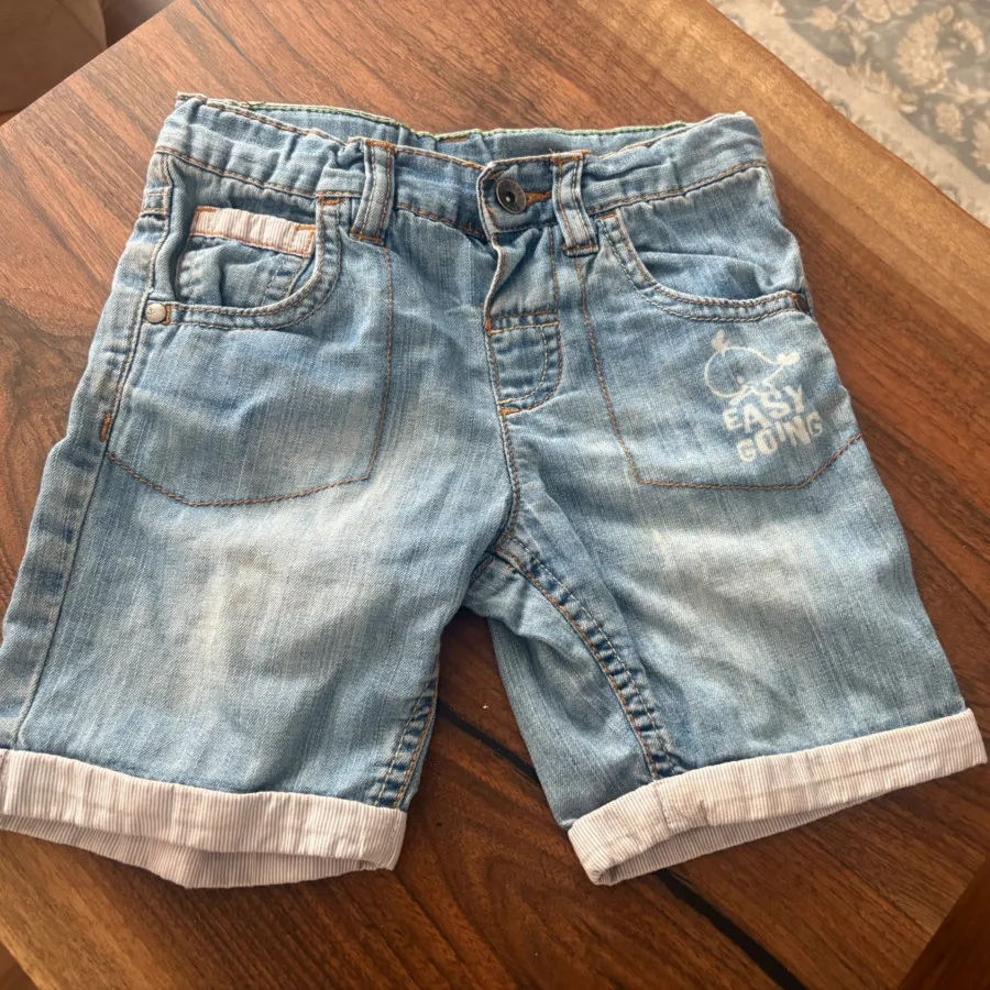 شلوارک بچه گانه