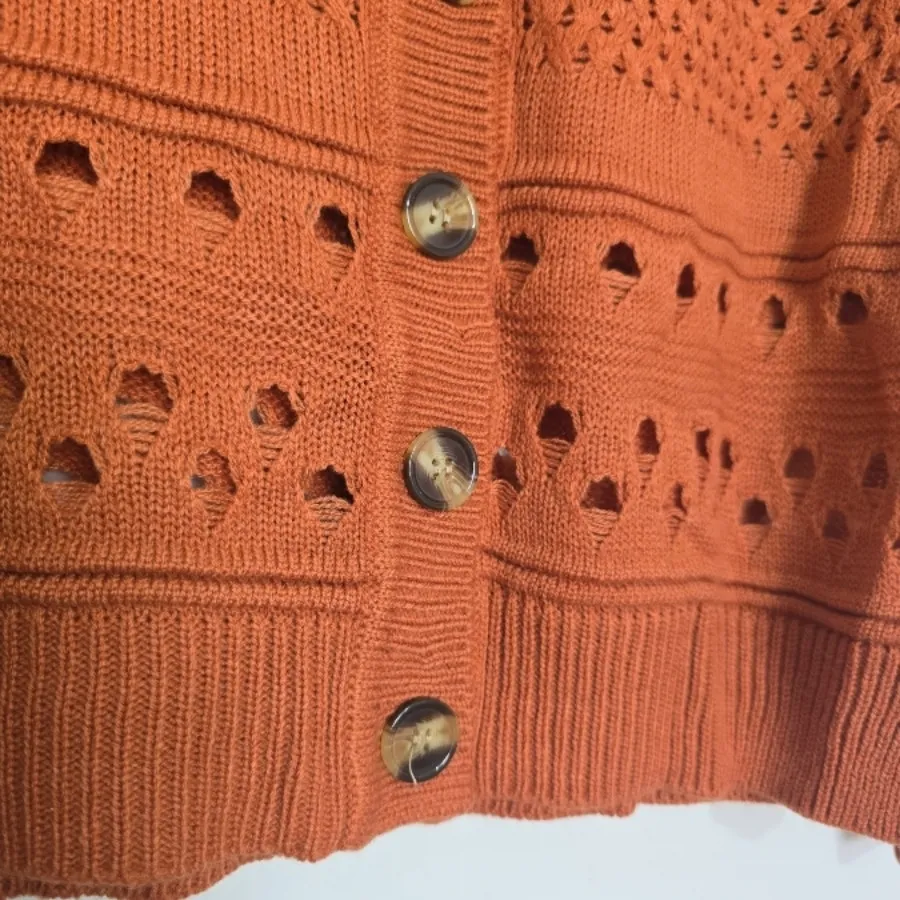 پلیور دکمه صدفی