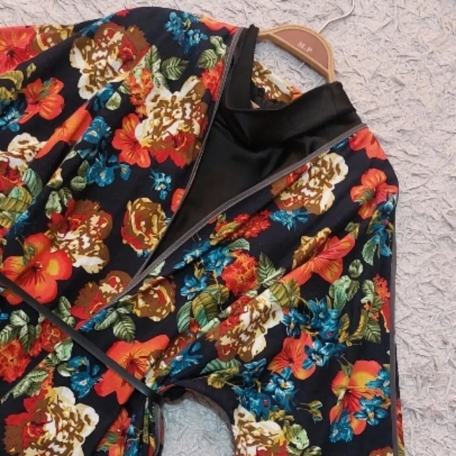 مانتو جلو باز نخی و خنک