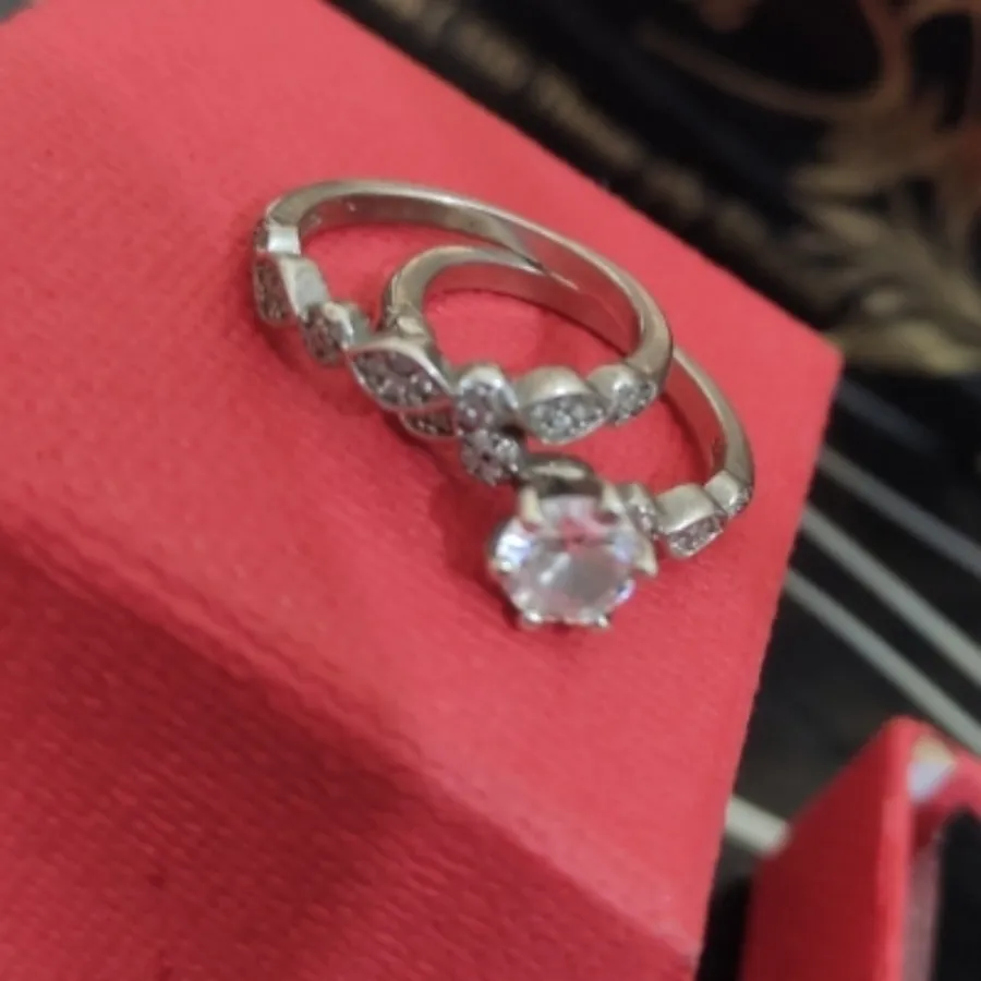 انگشتر نشان نقره