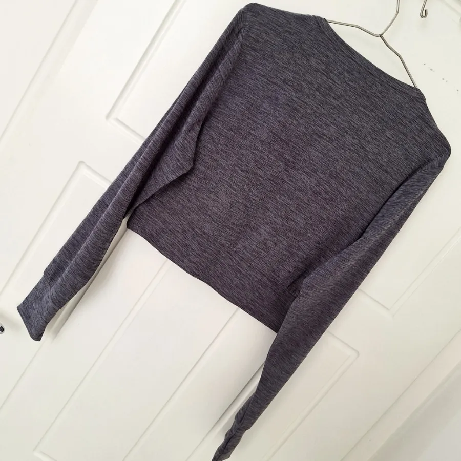 بلوز نیم تنه اسپرت