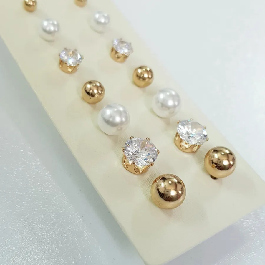 پک گوشواره گلگوش میخی