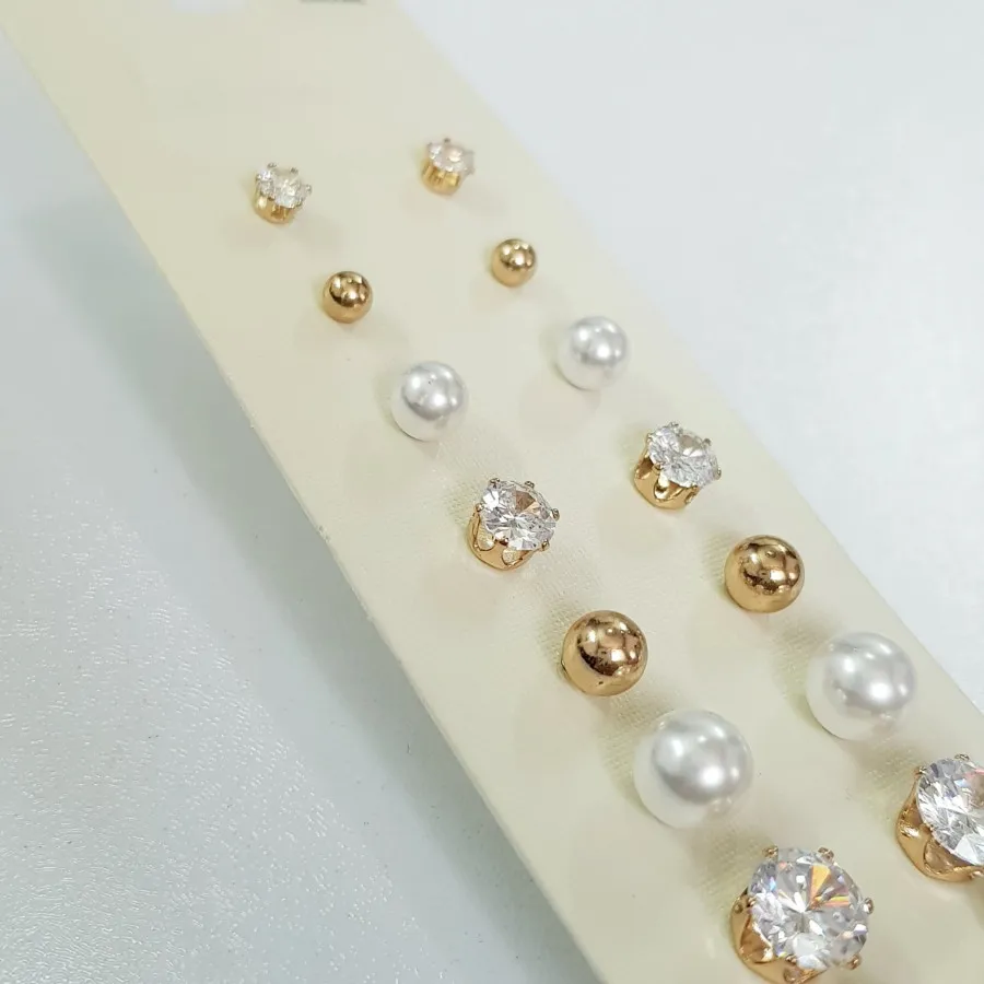 پک گوشواره گلگوش میخی