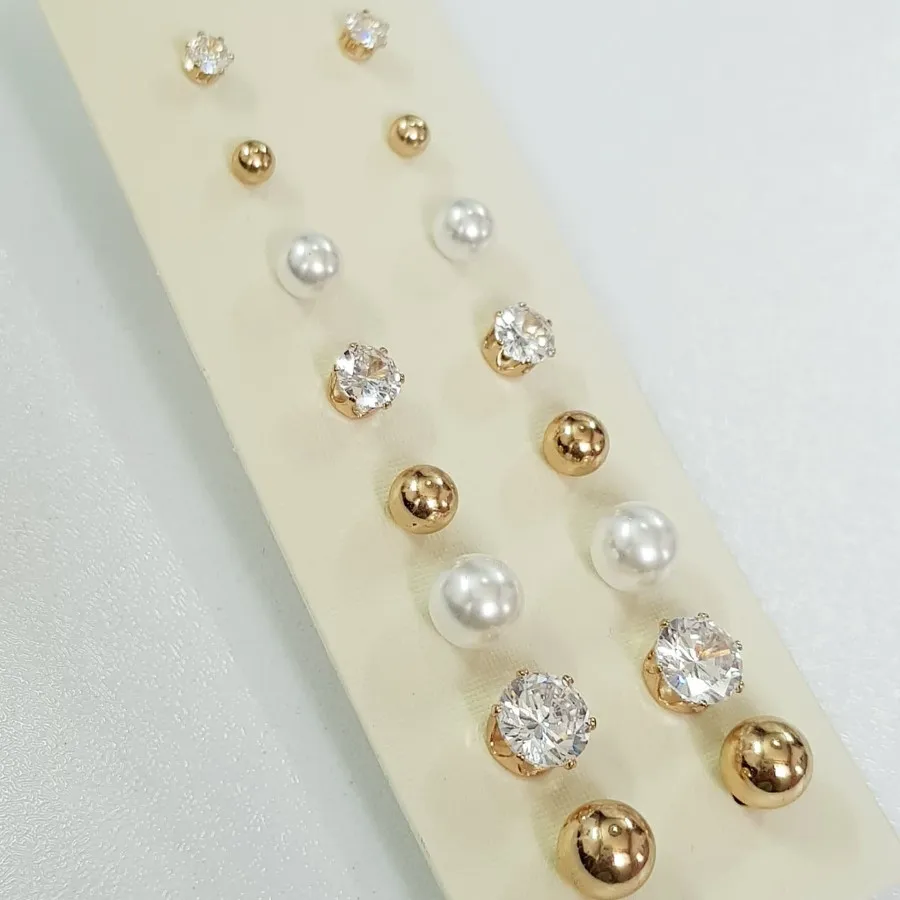 پک گوشواره گلگوش میخی