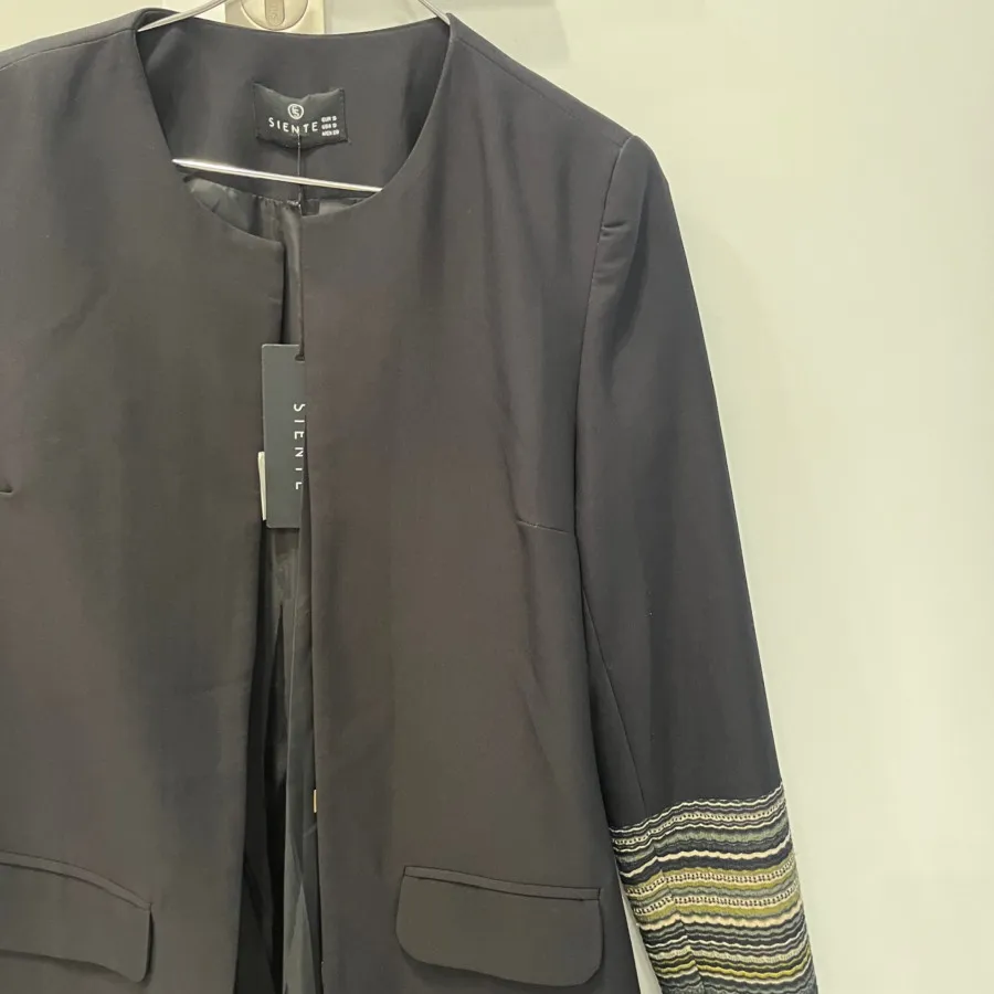 مانتو اداری