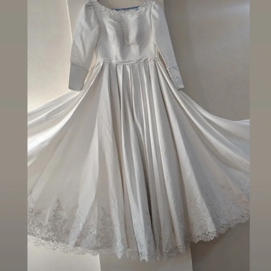 لباس عروس و لباس مجلسی