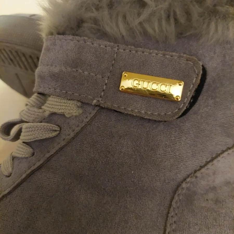 بوت ( ورق بزنید )