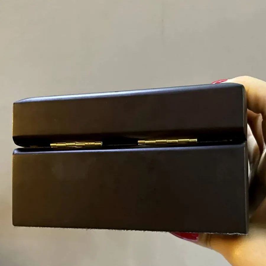 جعبه کادویی بزرگ