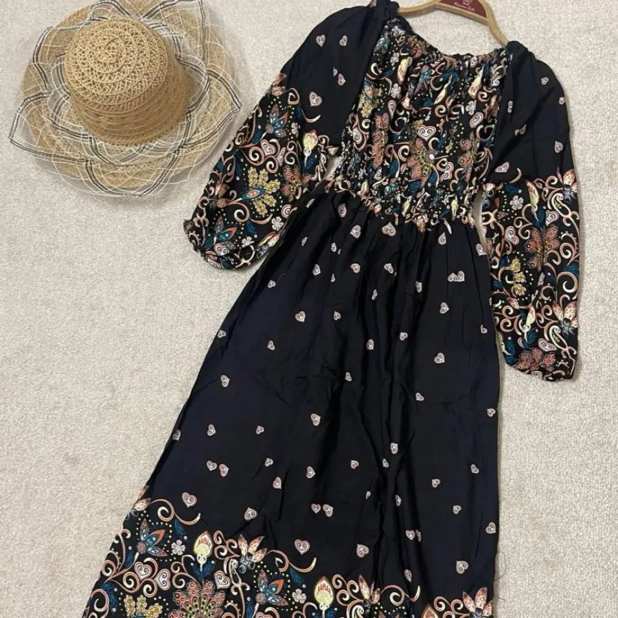 پیراهن ساحلی