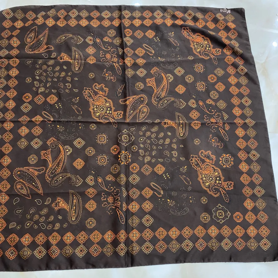 مینی اسکارف