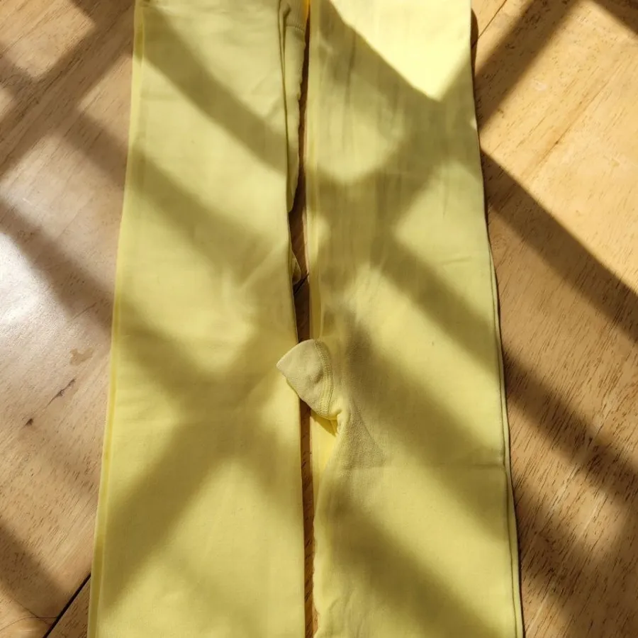 جوراب شلواری گیاهی