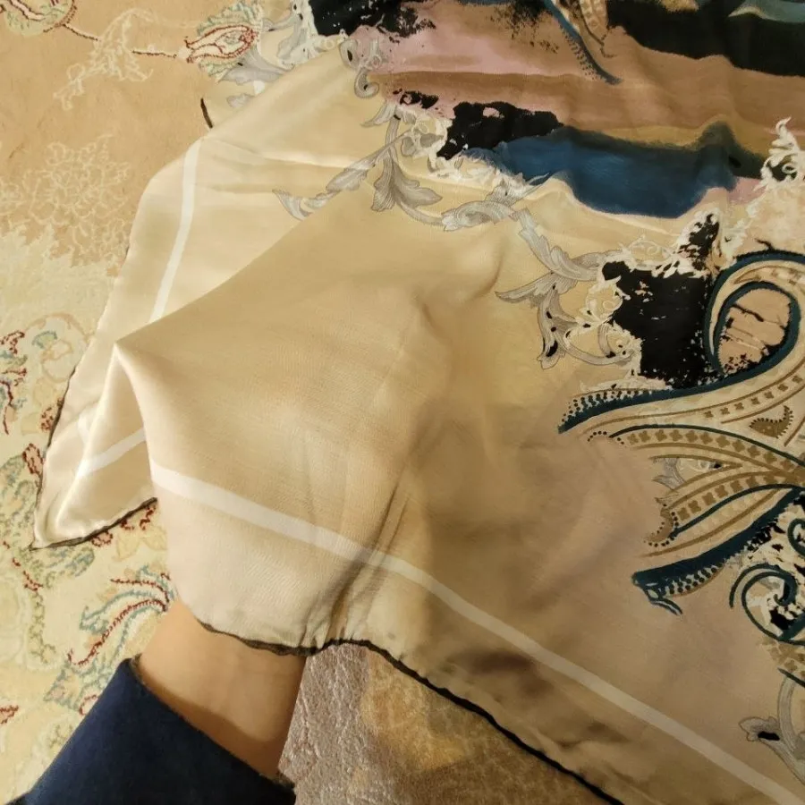 روسری مجلسی زنانه