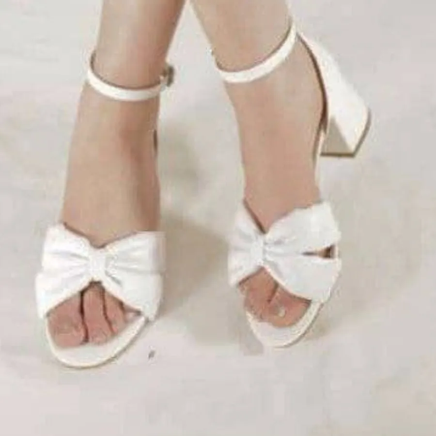 کفش شیک گل بانو