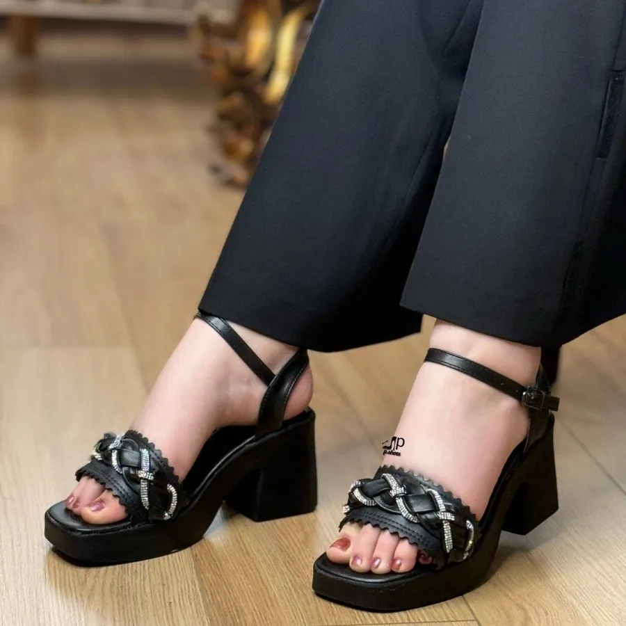 کفش شیک گل بانو