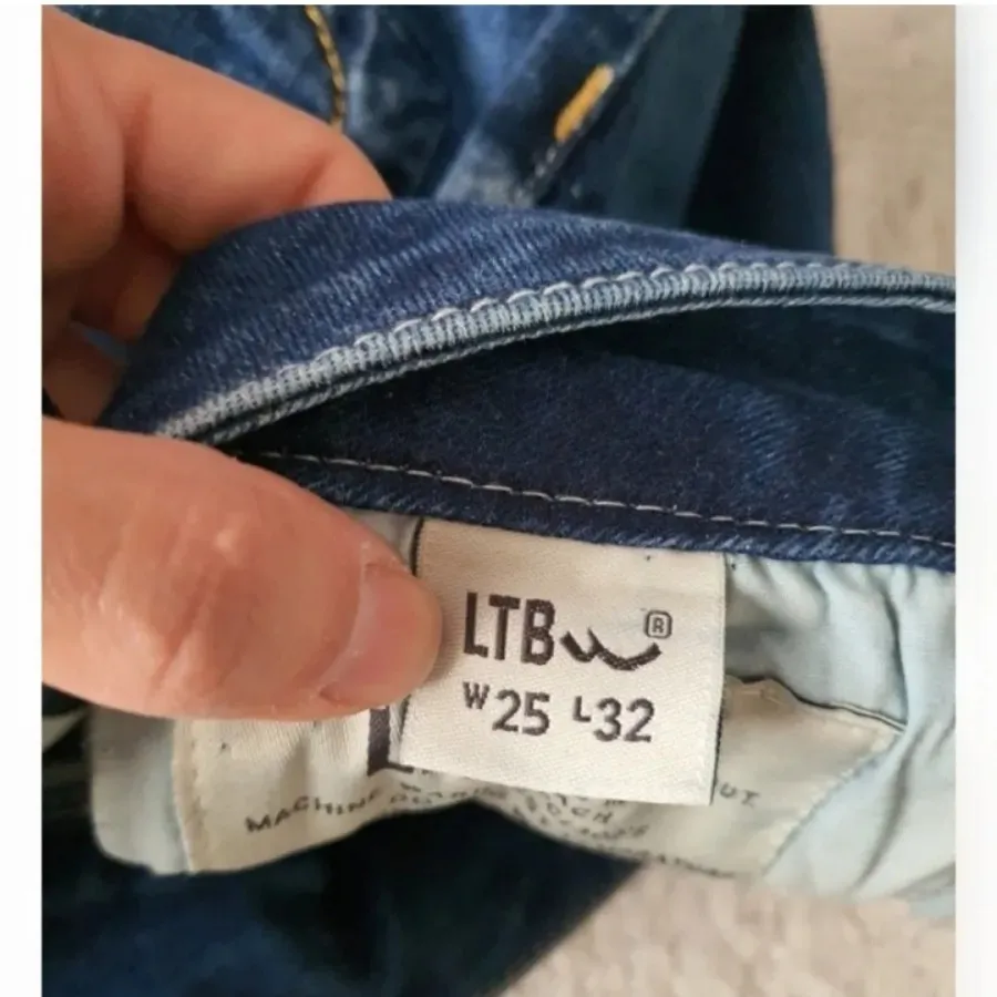 شلوار جین اسکینی