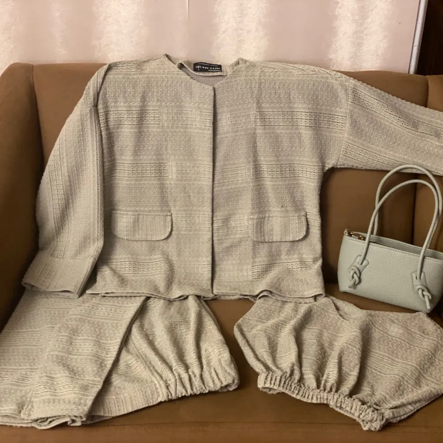 ست کراپ کت کوتاه شلوار