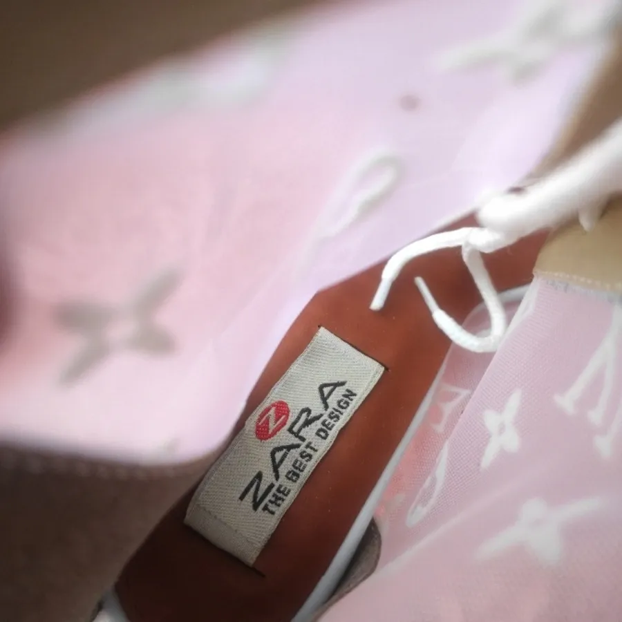 کفش لویی ویتون