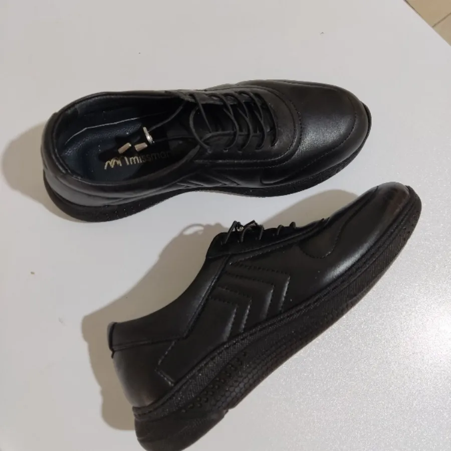 کفش چرم اسپرت