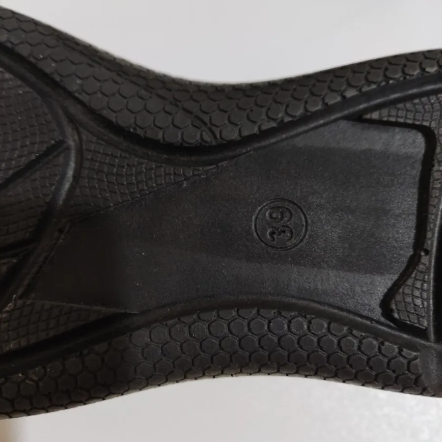 کفش چرم اسپرت