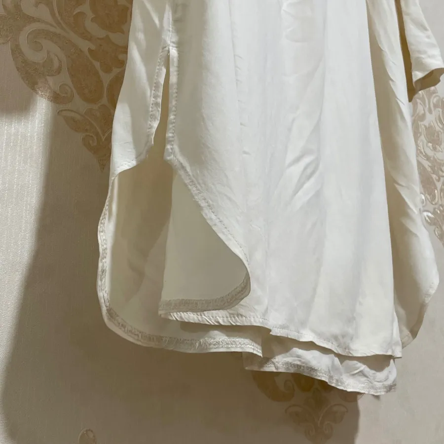 مانتو جلو بسته نخ