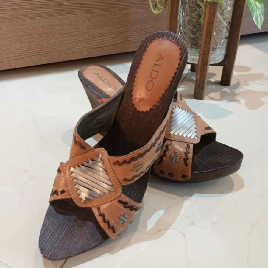 صندل برند آلدو