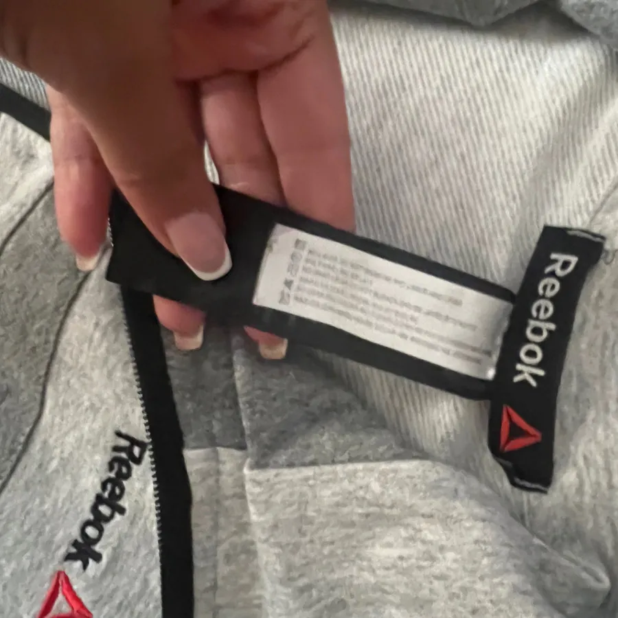 مانتو و شلوار ورزشی